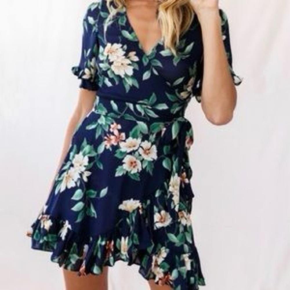 Selfie Leslie Floral‎ Wrap Ruffle Mini Dress Blue